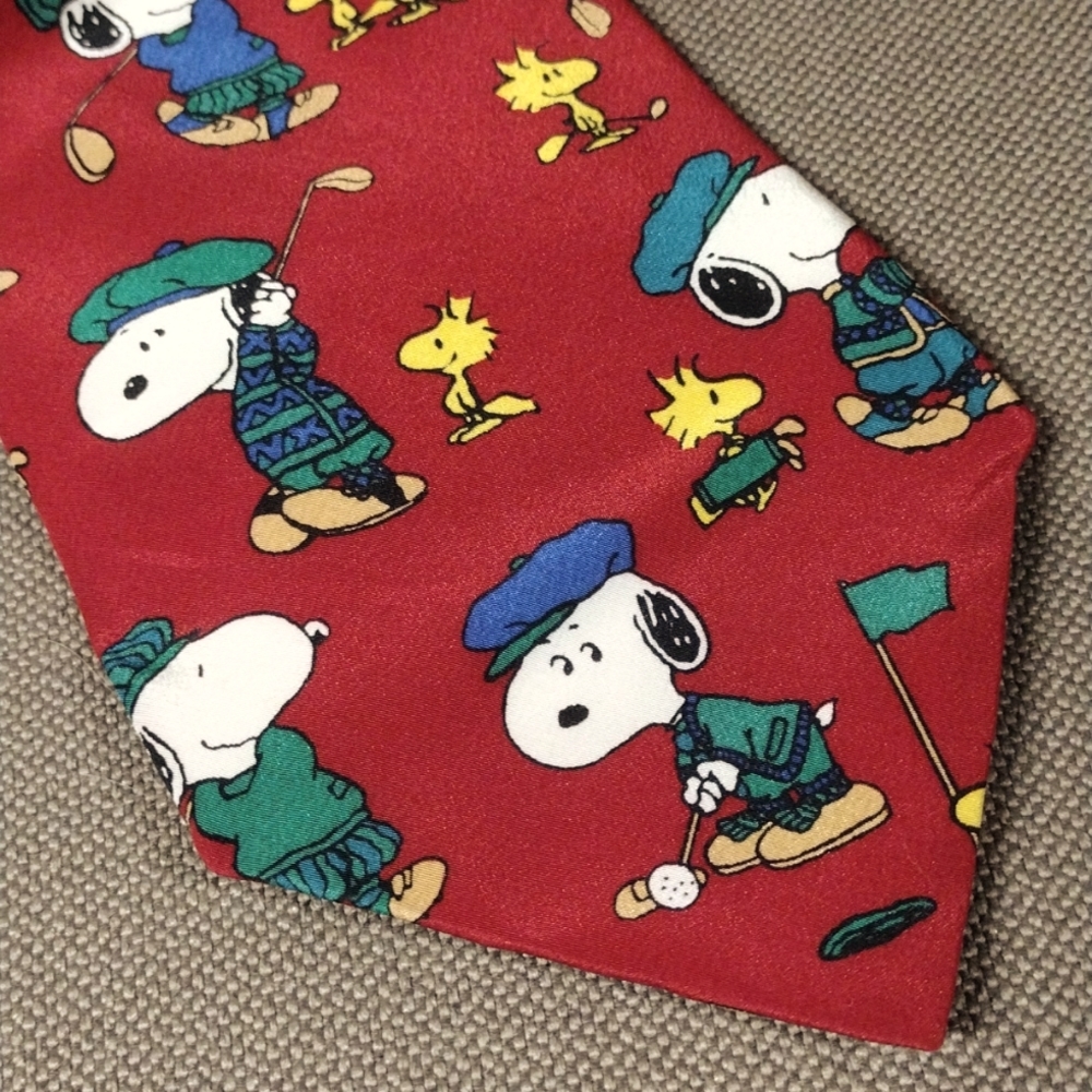 PEANUTS/Snoopy golfing silk tie